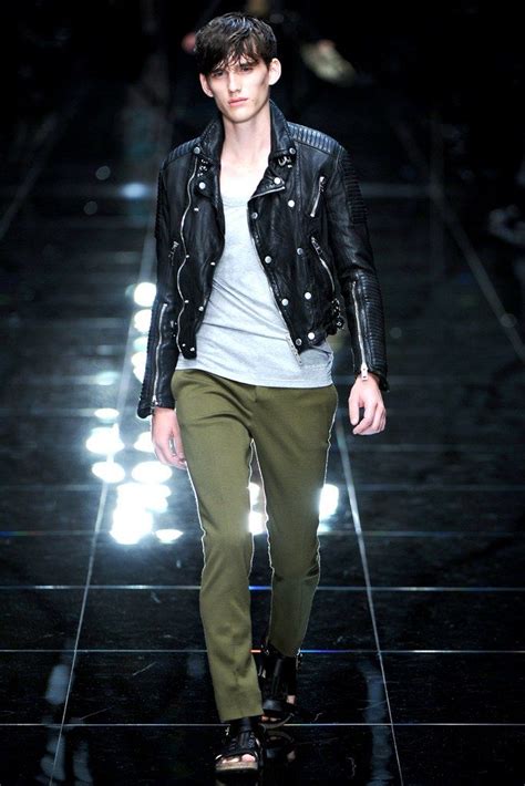 burberry prorsum biker jacket 2011|Burberry Spring 2011 Menswear Collection .